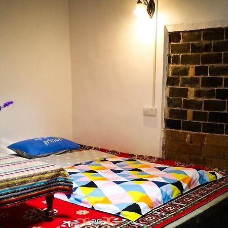 Dap Youth Hostel Turpan Екстериор снимка