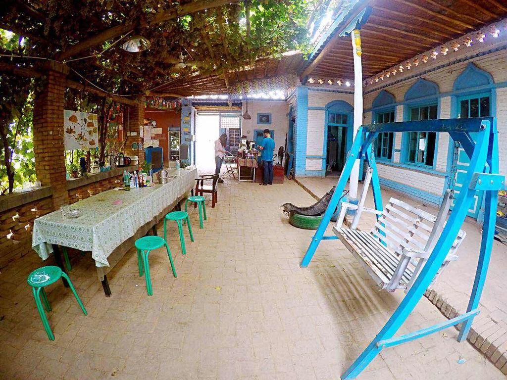 Dap Youth Hostel Turpan Екстериор снимка