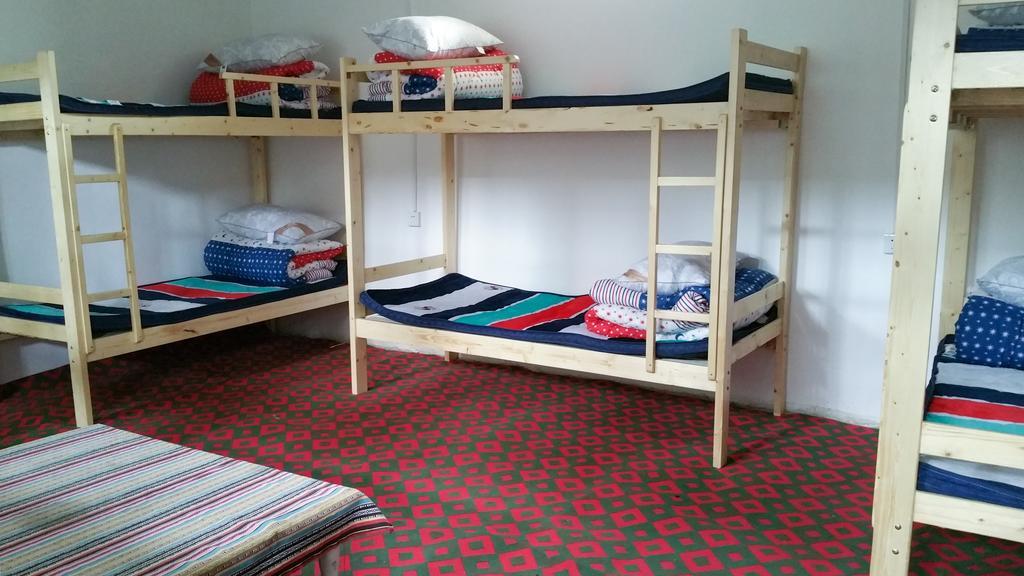Dap Youth Hostel Turpan Екстериор снимка