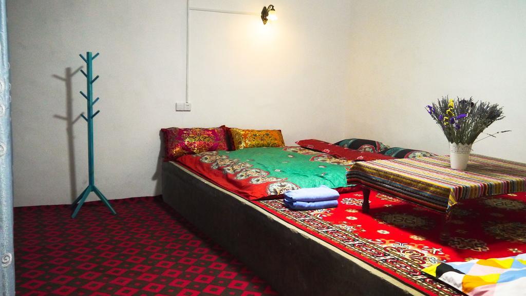 Dap Youth Hostel Turpan Екстериор снимка