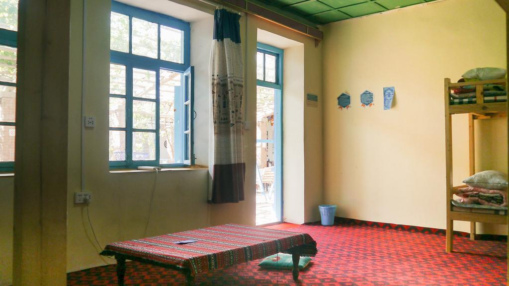 Dap Youth Hostel Turpan Екстериор снимка