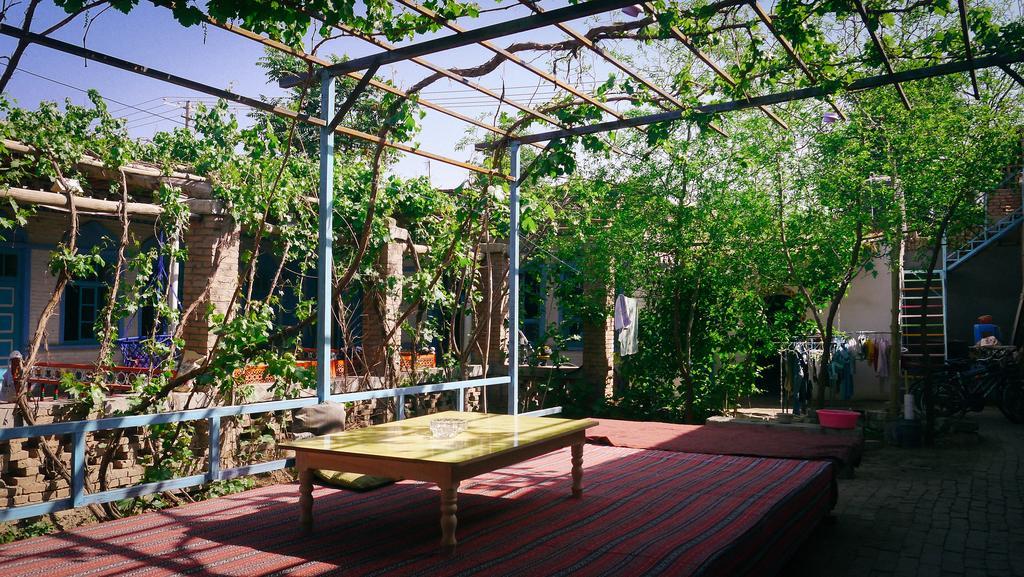 Dap Youth Hostel Turpan Екстериор снимка