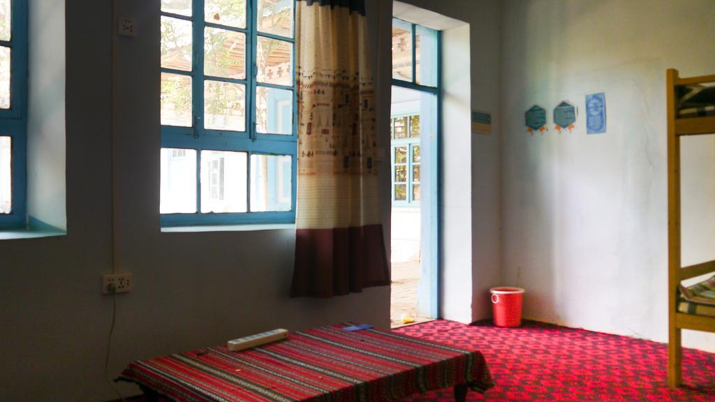 Dap Youth Hostel Turpan Екстериор снимка